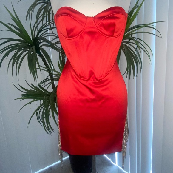 ❤️✨Red Rhinestone Side Cutout Mini Dress Fashion Nova - Picture 3 of 8